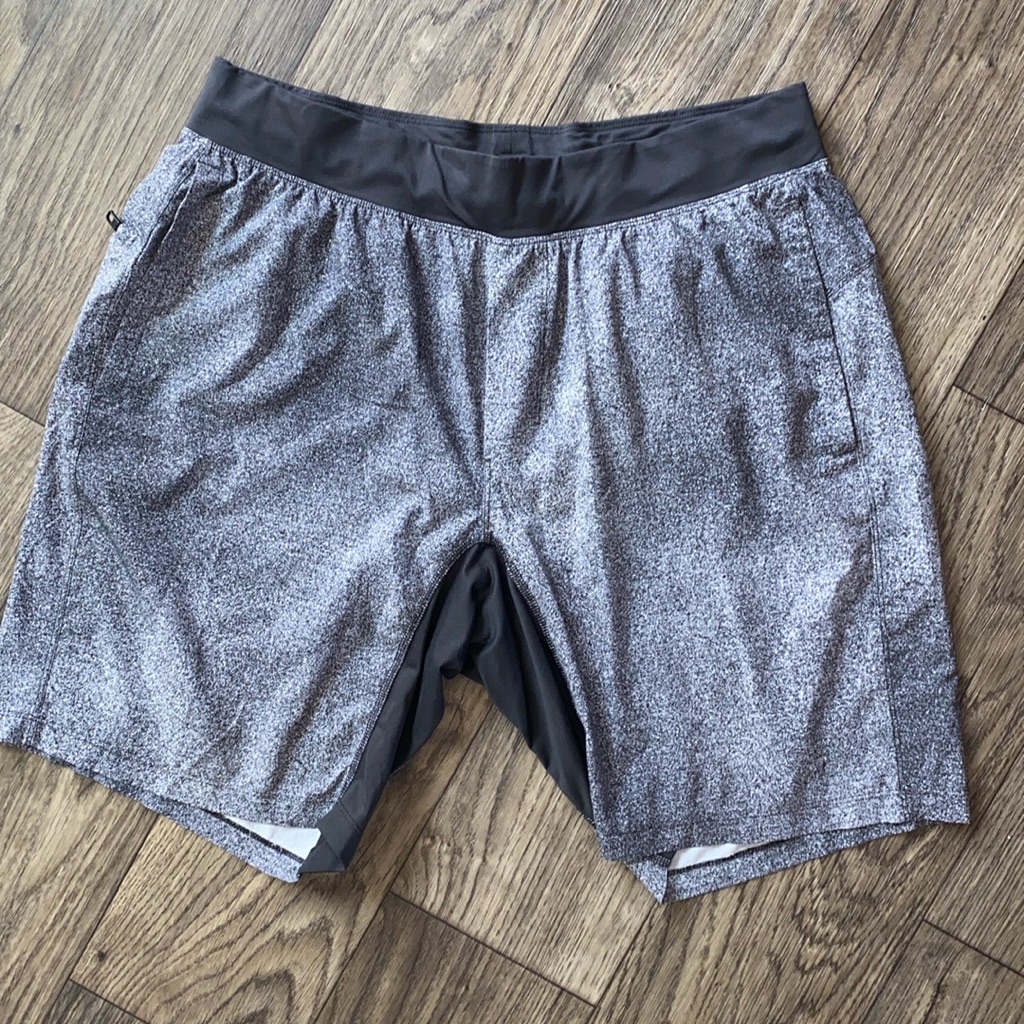 T.H.E Lululemon Men’s Athletic Shorts 9”